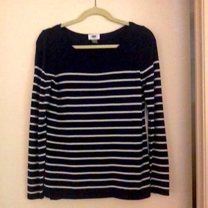 Old Navy Pullover Knit Shirt. Size Medium with Navy and White Horizontal Stripes